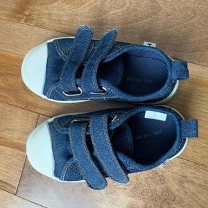 Joe Fresh toddler shoes